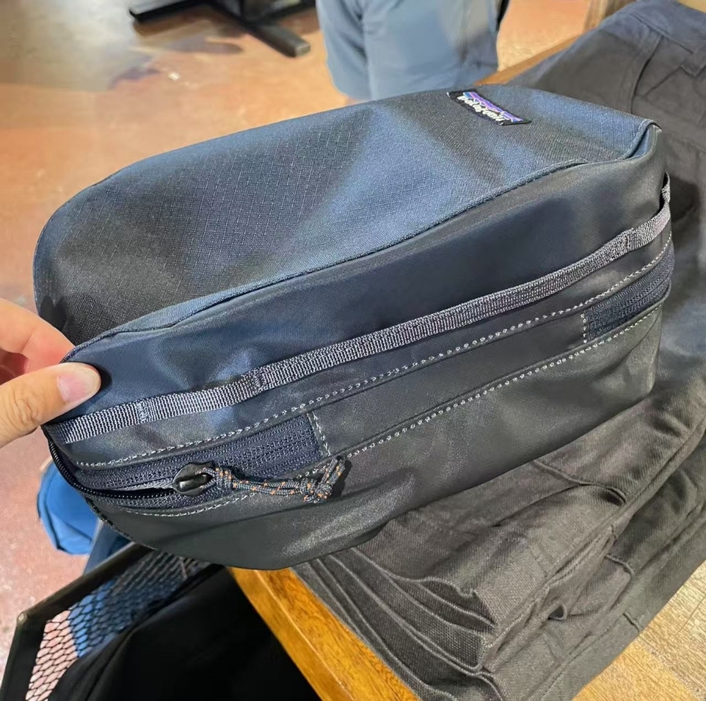 Brand New Patagonia Black Hole® Cube 6L - Picture 4 of 5